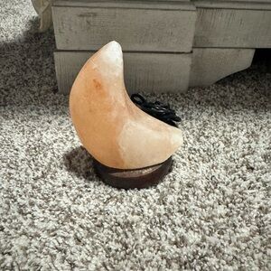 Moon-Shaped Salt Color Changing Lamp